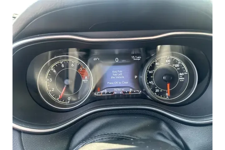 Jeep Cherokee 2022 4x4 Latit image 7