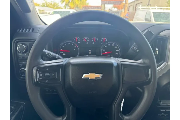 $34995 : 2020 Silverado 2500HD Work Tr image 9