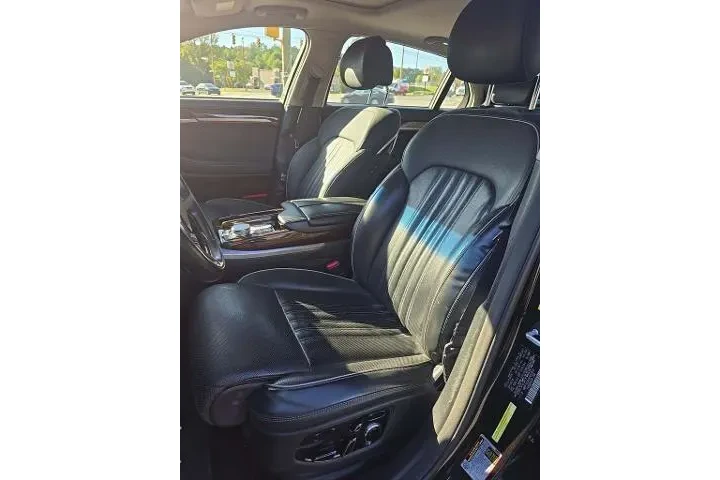 $27999 : Genesis G90 2019 3.3T Premiu image 5