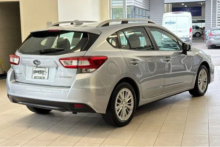 $16897 : Subaru Impreza 2018 AWD 2.0i image 4
