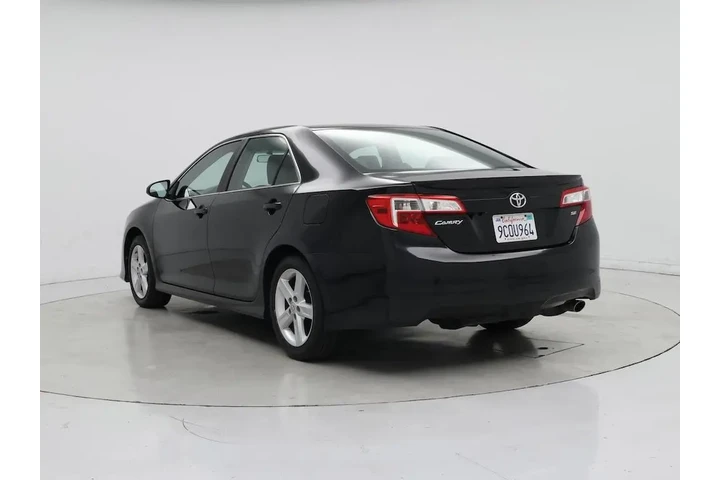 $16998 : Toyota Camry 2014 SE 4dr Sed image 2