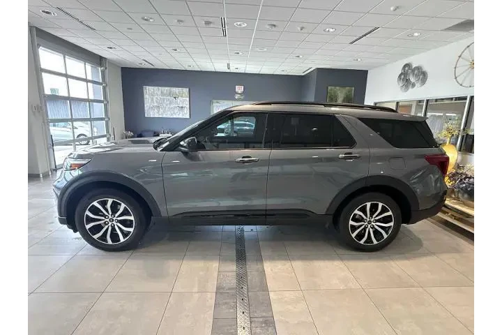 $32597 : Ford Explorer 2022 AWD ST-Li image 6