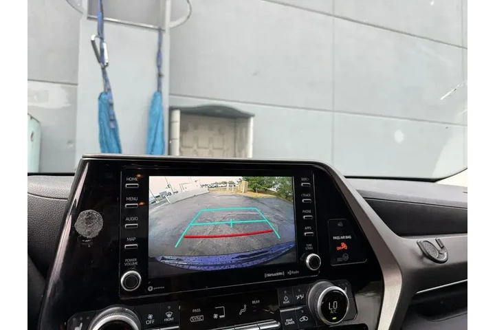 $26000 : Toyota Highlander 2020 AWD X image 8