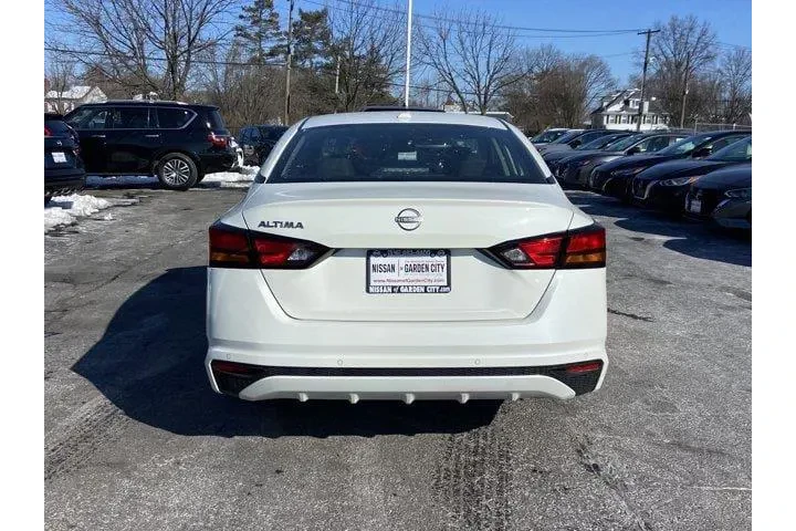 $18514 : Nissan Altima 2025 2.5 SV 4d image 5