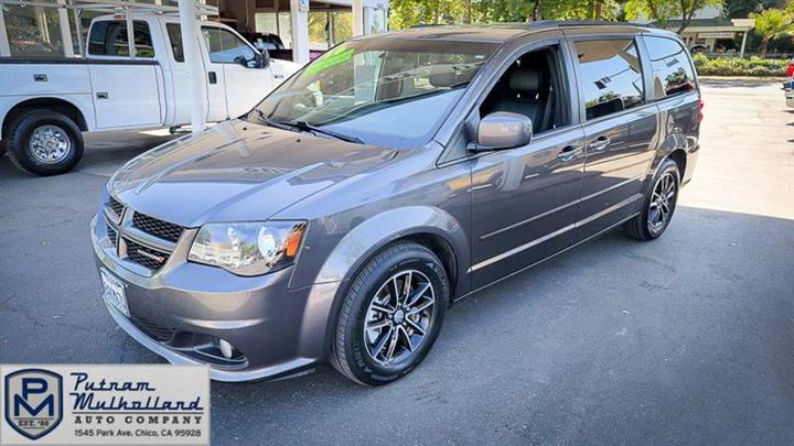 2016 Grand Caravan R/T image 5