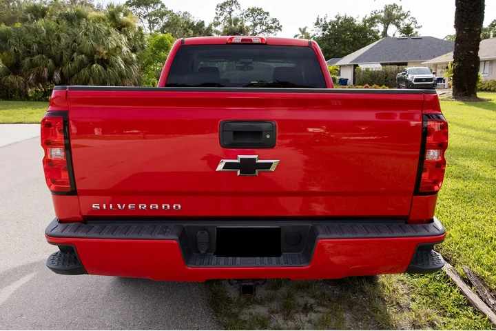 $12000 : 2017 Silverado LT Custom image 5