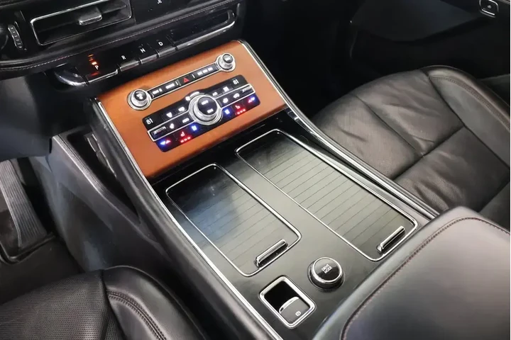 $27489 : Lincoln Aviator 2020 Reserve image 9