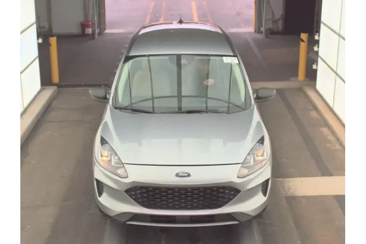 $19749 : Ford Escape 2022 AWD SE 4dr image 3