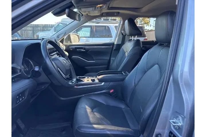 $40000 : Toyota Highlander 2022 AWD L image 4