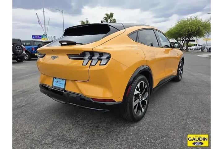 $32900 : Ford Mustang Mach-E 2023 Pre image 7