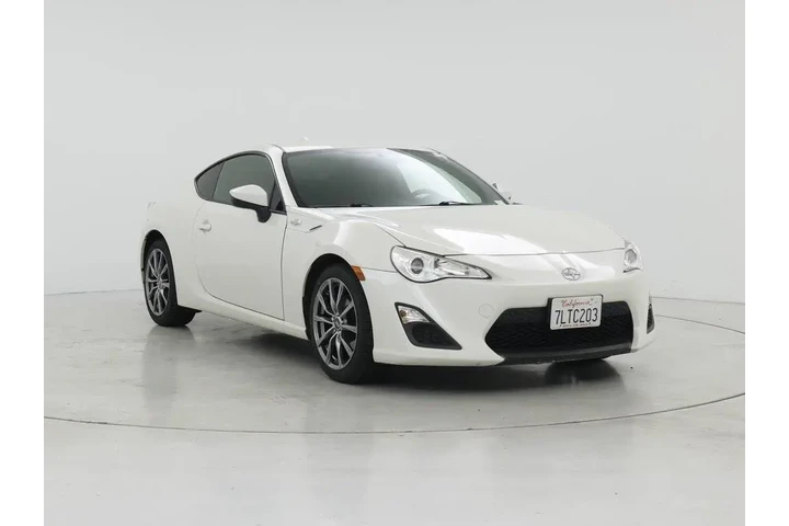 $17998 : Scion FR-S 2016 2dr Coupe 6A image 1