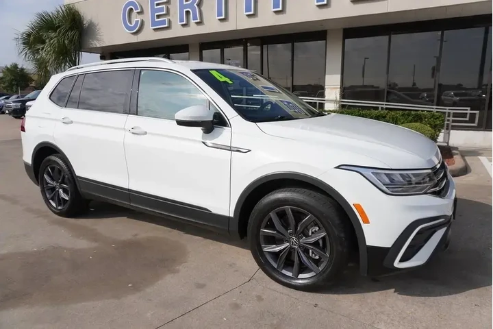 $25488 : Volkswagen Tiguan 2024 AWD W image 1