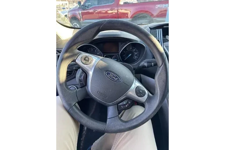 $7918 : Ford Escape 2014 SE 4dr SUV image 6