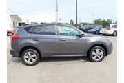 $9951 : Toyota RAV4 2015 XLE 4dr SUV thumbnail