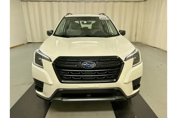 $22305 : Subaru Forester 2023 AWD Bas image 3