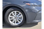 $28588 : Toyota Camry 2025 SE 4dr Sed thumbnail