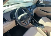 $12800 : 2016 Tucson SE thumbnail
