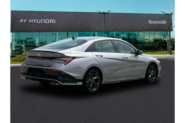 $23991 : Hyundai ELANTRA 2024 N Line image 8