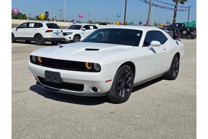 $20998 : 2020 Challenger SXT image 7