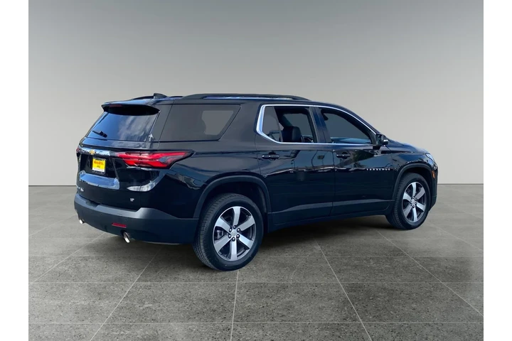 $38100 : Chevrolet Traverse 2023 4x4 image 5