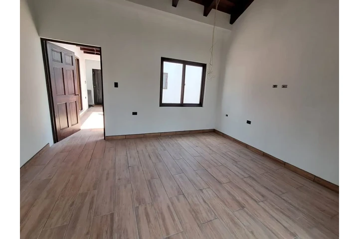 $325000 : VENTAS DE CASA ANTIGUA GUATEMA image 6