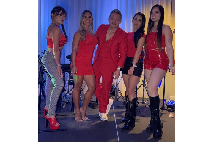 Richard Gonzalez music & 5pa image 3