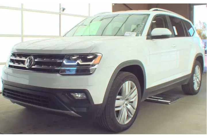 2019 Atlas V6 SE 4Motion image 3