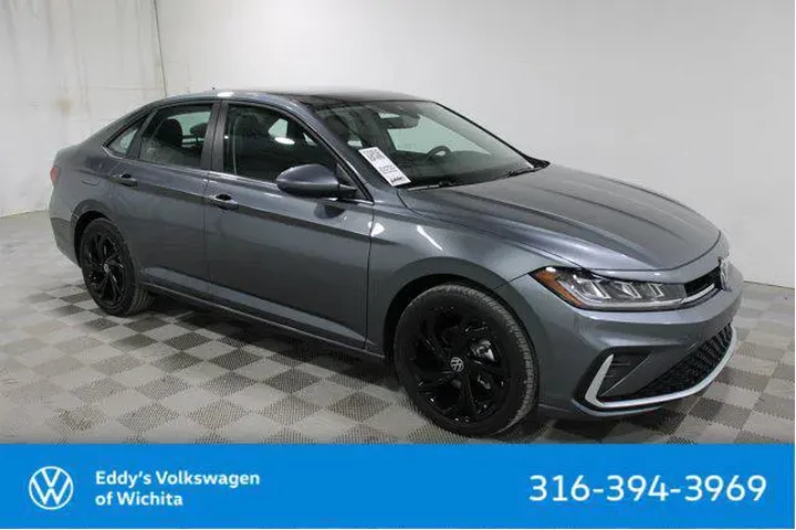 $25993 : Volkswagen Jetta 2025 SE 4dr image 1