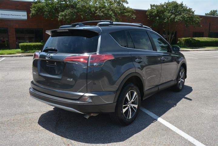 2018 RAV4 XLE image 6