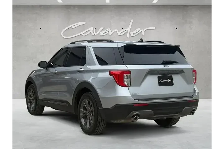 $30631 : Ford Explorer 2023 XLT 4dr S image 5