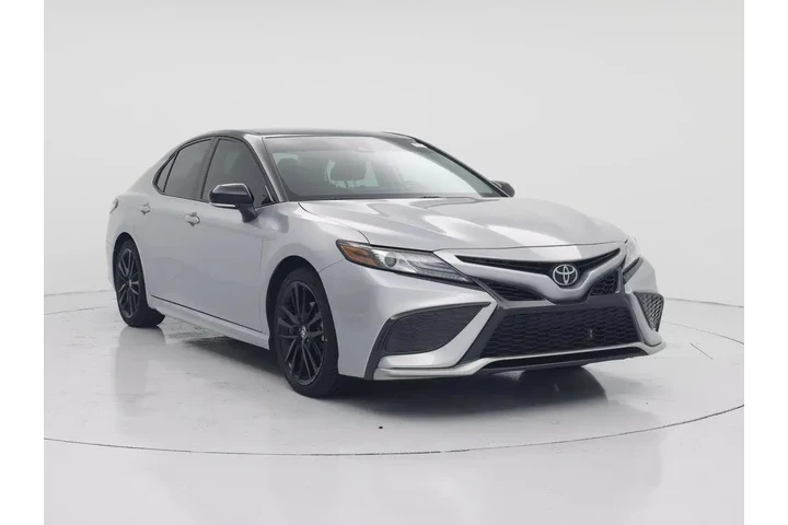 $32998 : Toyota Camry 2022 AWD XSE 4d image 1