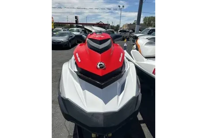 2011 Sea-Doo GTS 130 image 9