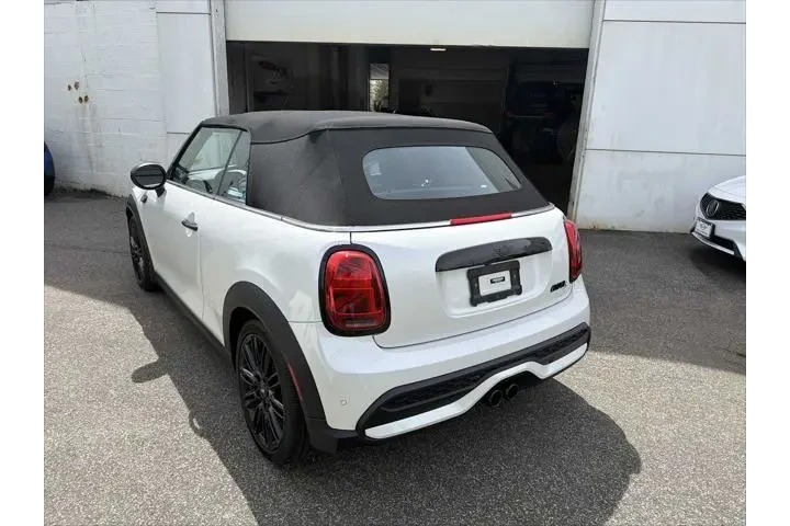 $32993 : MINI Convertible 2024 Cooper image 3