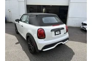$32993 : MINI Convertible 2024 Cooper thumbnail