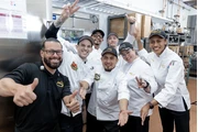 COCINEROS, LAVAPLATOS, MESEROS en Houston