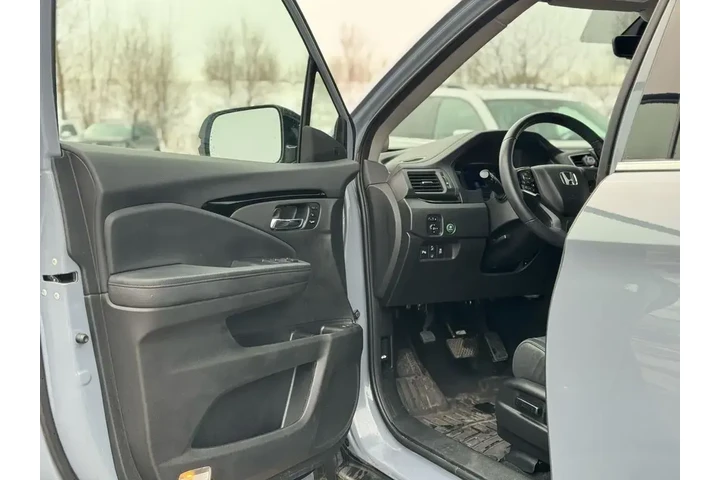 $29488 : Honda Pilot 2022 AWD Touring image 4