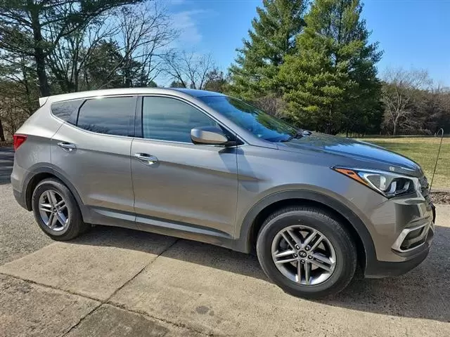 $7500 : 2017 Santa Fe SPORT AWD image 1