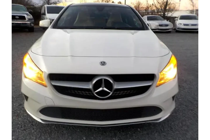$13476 : 2018 CLA 250 image 8
