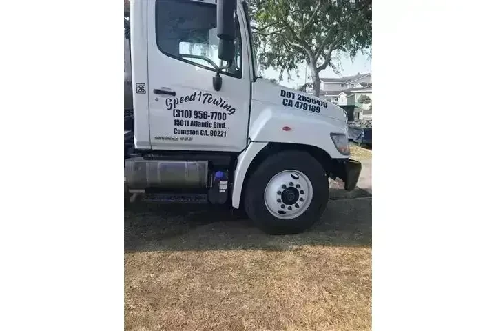 CASH FOR JUNK CARS image 5