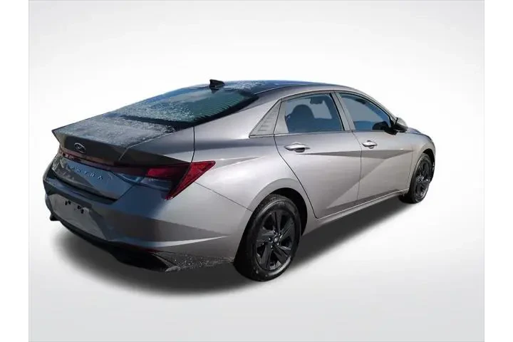 $18500 : Hyundai ELANTRA 2023 SEL 4dr image 8