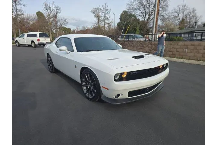$35995 : Dodge Challenger 2020 R/T Sc image 1