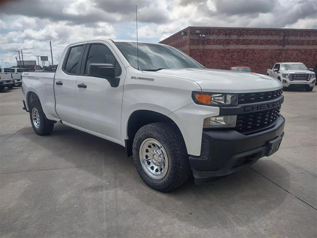 2021 CHEVROLET SILVERADO 1500 image 2