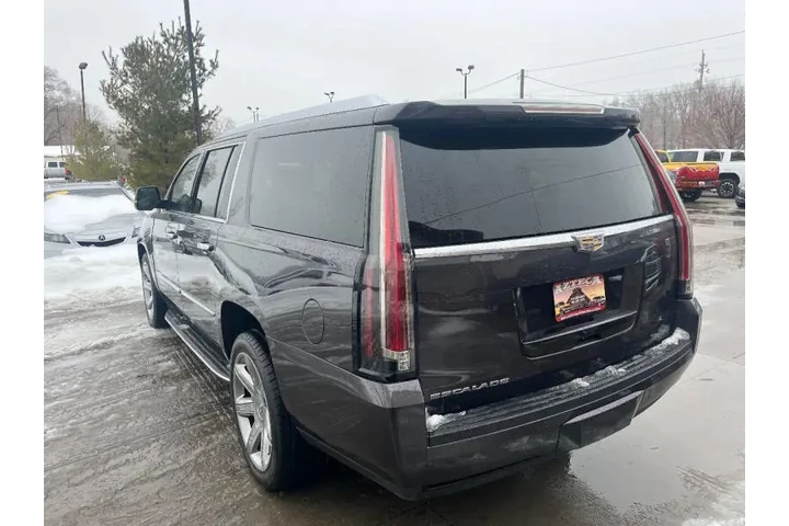 $27950 : 2016 Escalade ESV Luxury Coll image 4