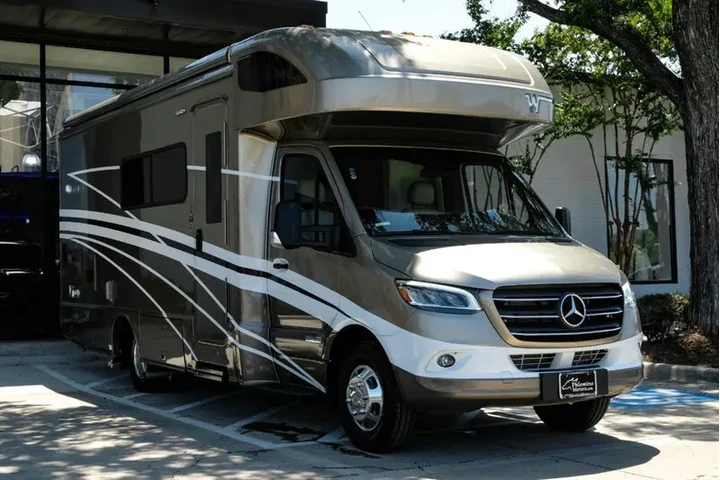 $139990 : 2022 XCC76 3500XD Standard Ro image 5