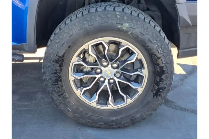 $28991 : Chevrolet Colorado 2019 4x4 image 3