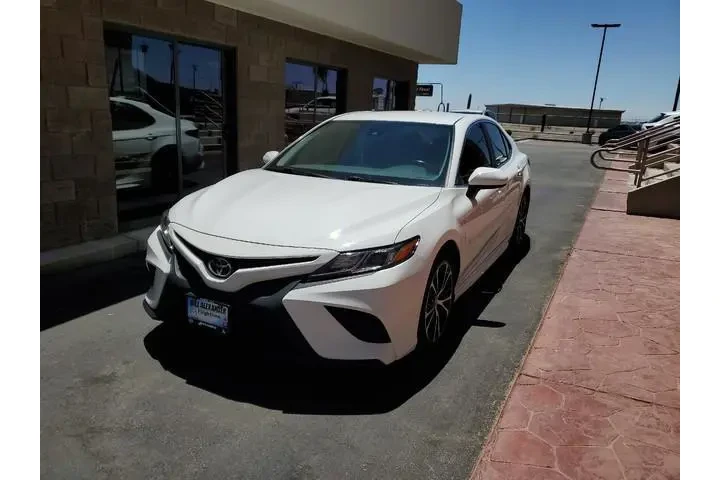 $18974 : Toyota Camry 2019 SE 4dr Sed image 3
