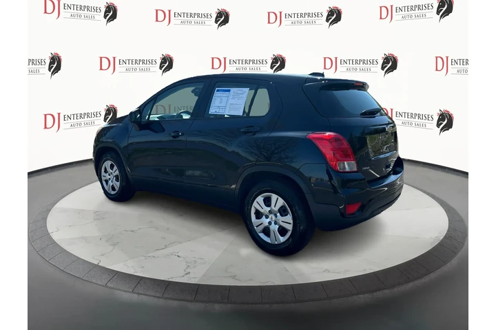 $10995 : 2017 CHEVROLET TRAX2017 CHEVR image 8