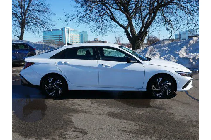 $25500 : Hyundai ELANTRA Hybrid 2025 image 8