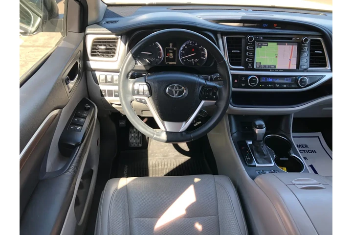 $22990 : 2016 Highlander Limited AWD V6 image 10