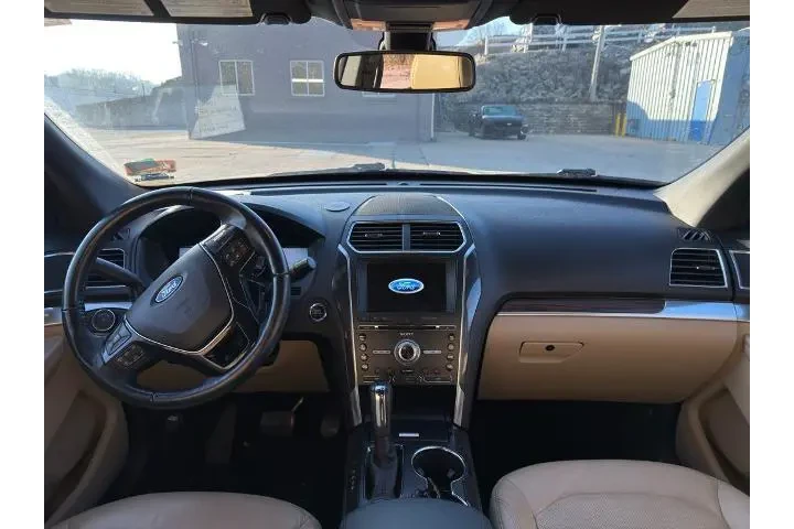 $14500 : Ford Explorer 2017 AWD Limit image 9